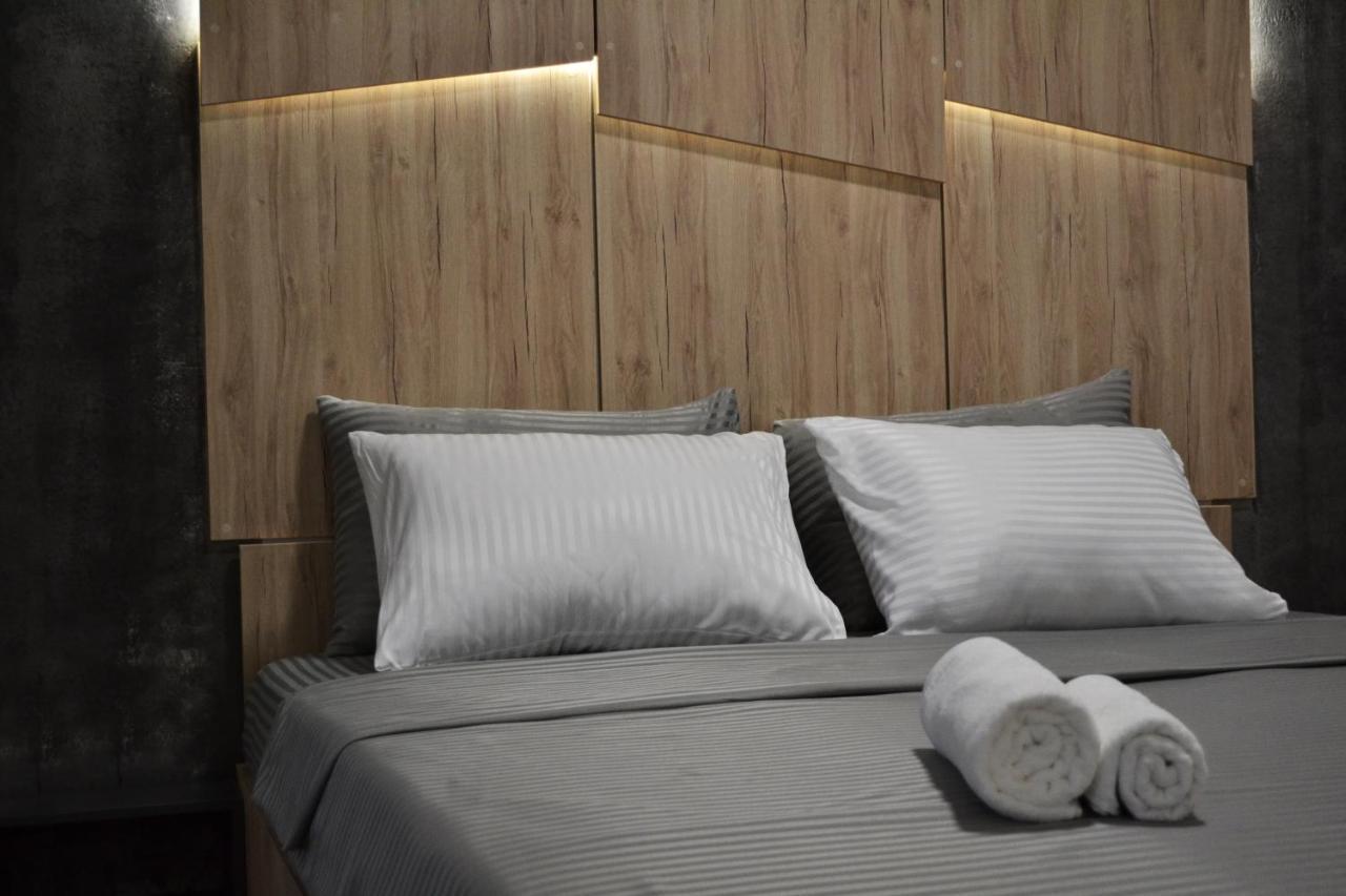 Elite Central Suites Скопье Экстерьер фото