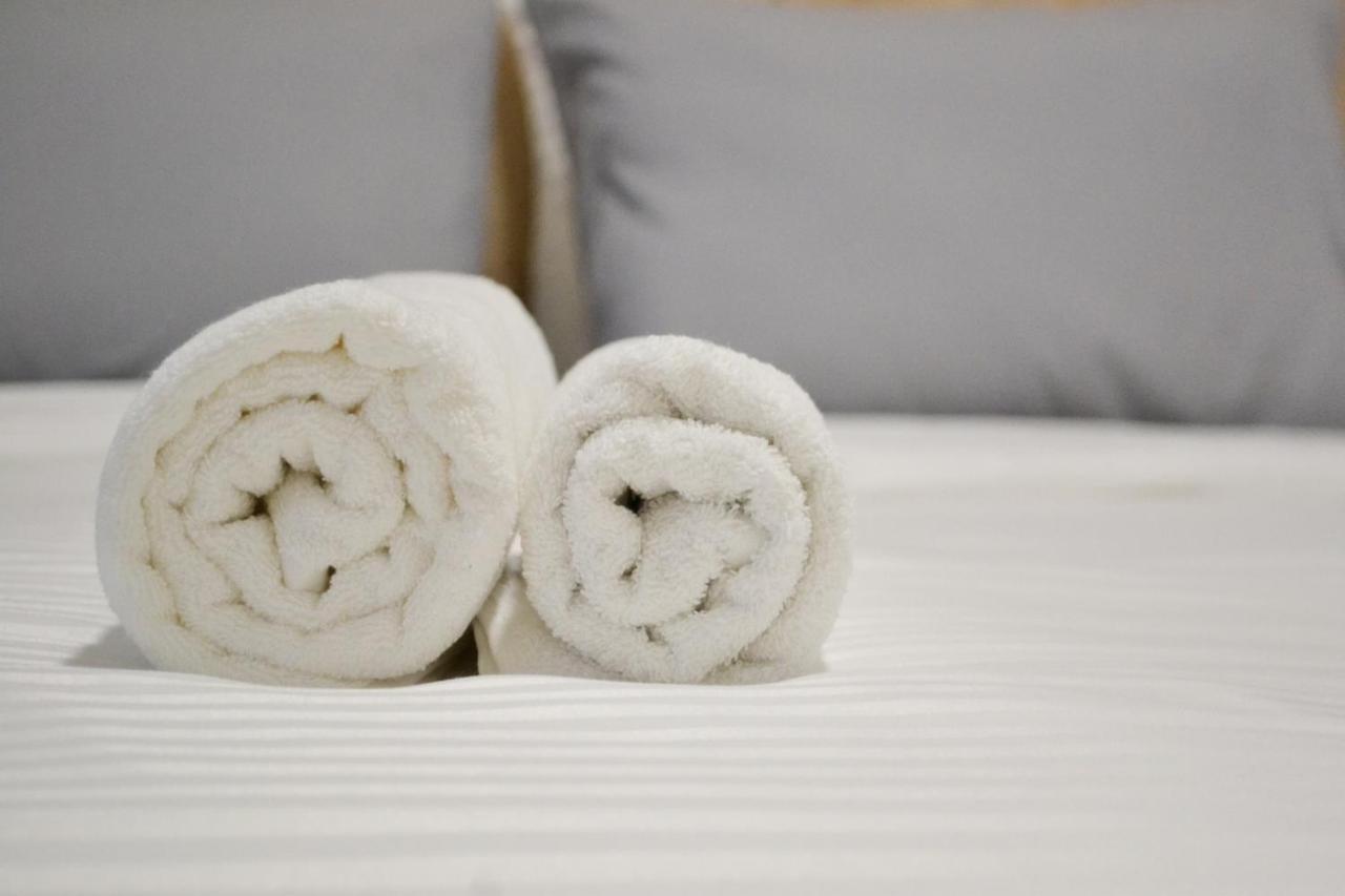Elite Central Suites Скопье Экстерьер фото