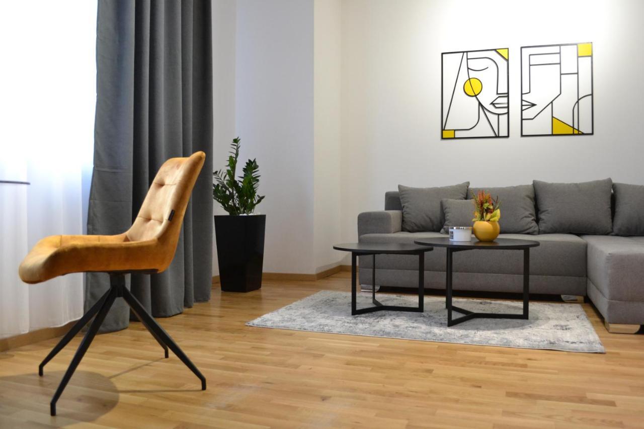 Elite Central Suites Скопье Экстерьер фото