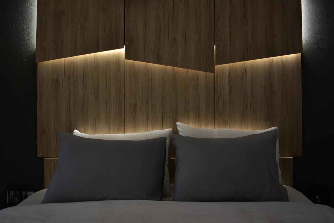 Elite Central Suites Скопье Экстерьер фото