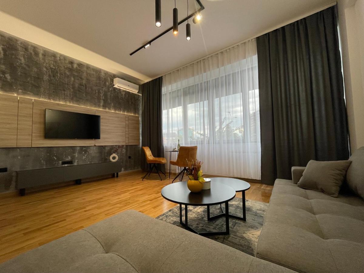 Elite Central Suites Скопье Экстерьер фото